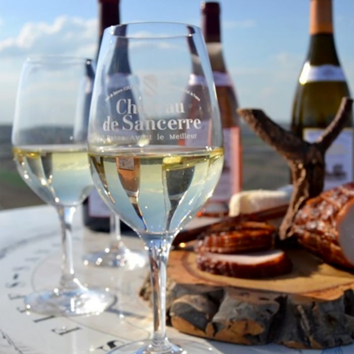 Château de Sancerre Blanc – 37,5 cl - Vins Rouges Harmonieux pour Chaque Occasion Château de Sancerre Blanc – 37,5 cl - Vins Rouges Harmonieux pour Chaque Occasion