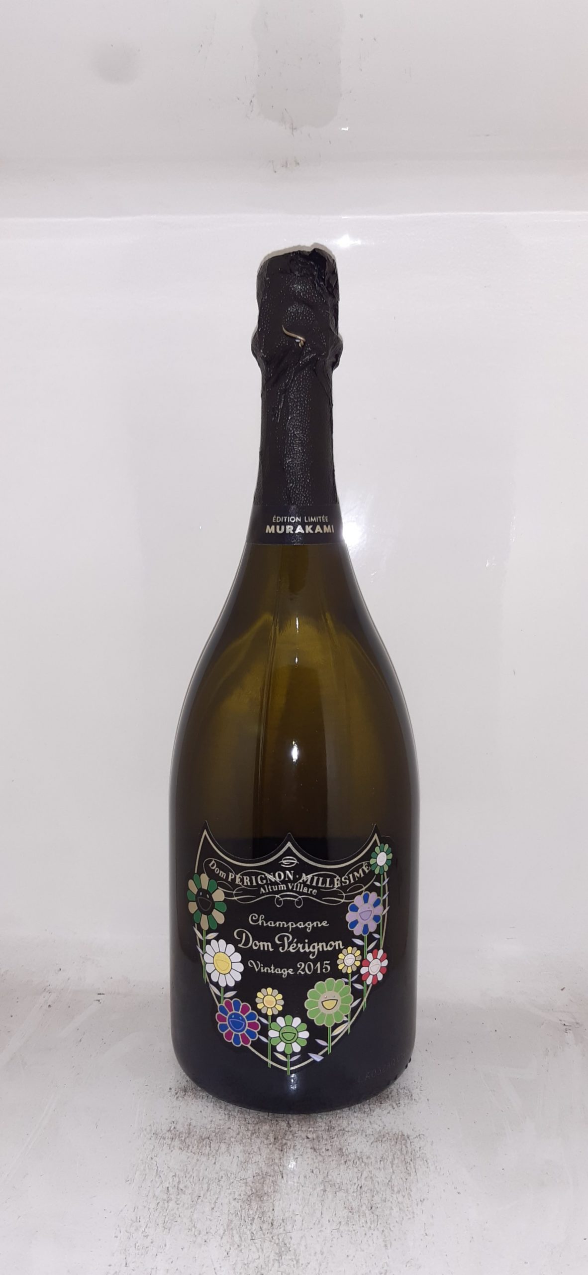 Champagne DOM PERIGNON Millésime 2015 Édition Takashi Murakami Brut - Vins Rouges Harmonieux pour Chaque Occasion Champagne DOM PERIGNON Millésime 2015 Édition Takashi Murakami Brut - Vins Rouges Harmonieux pour Chaque Occasion