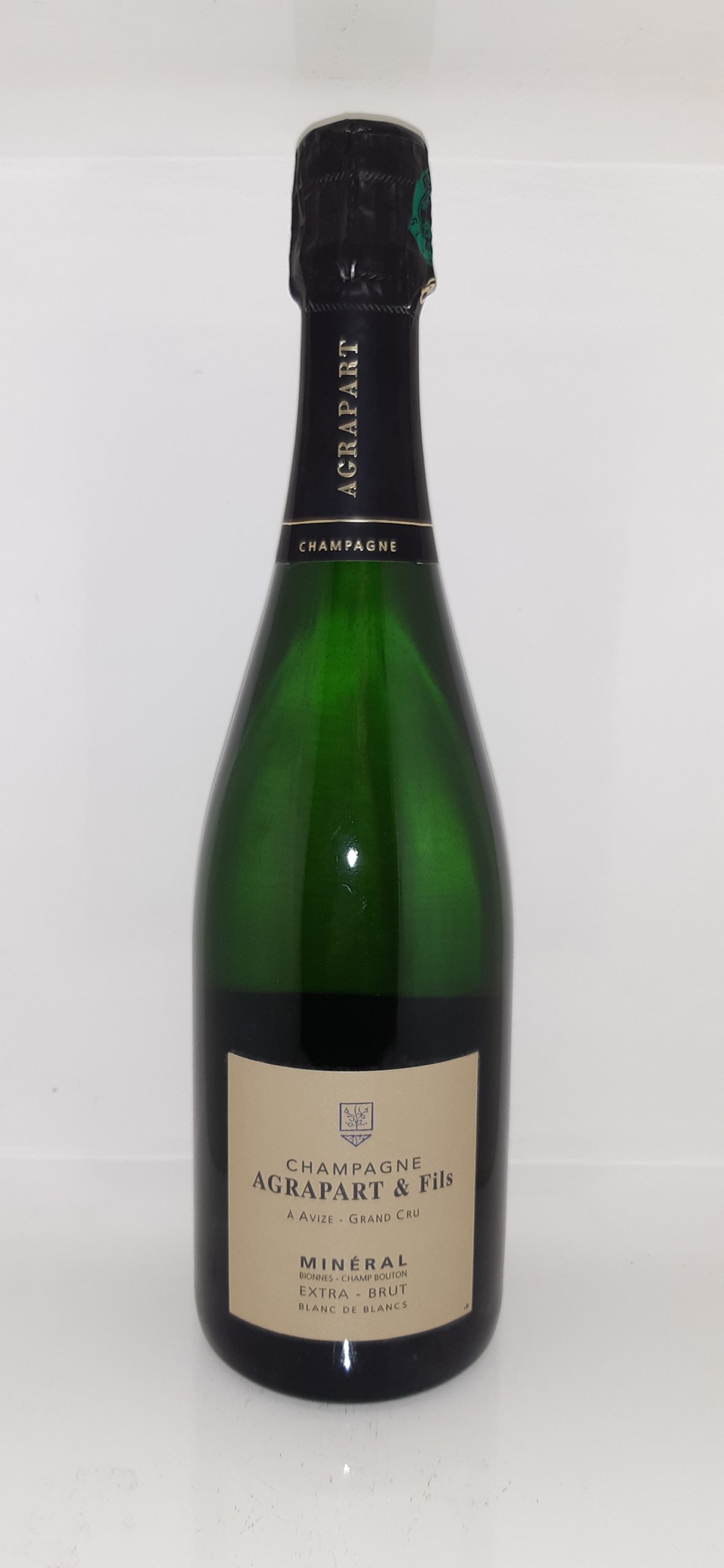Champagne Pascal AGRAPART Minéral Blanc de Blancs 2017 Extra Brut Grand Cru - Vins Rouges Harmonieux pour Chaque Occasion Champagne Pascal AGRAPART Minéral Blanc de Blancs 2017 Extra Brut Grand Cru - Vins Rouges Harmonieux pour Chaque Occasion