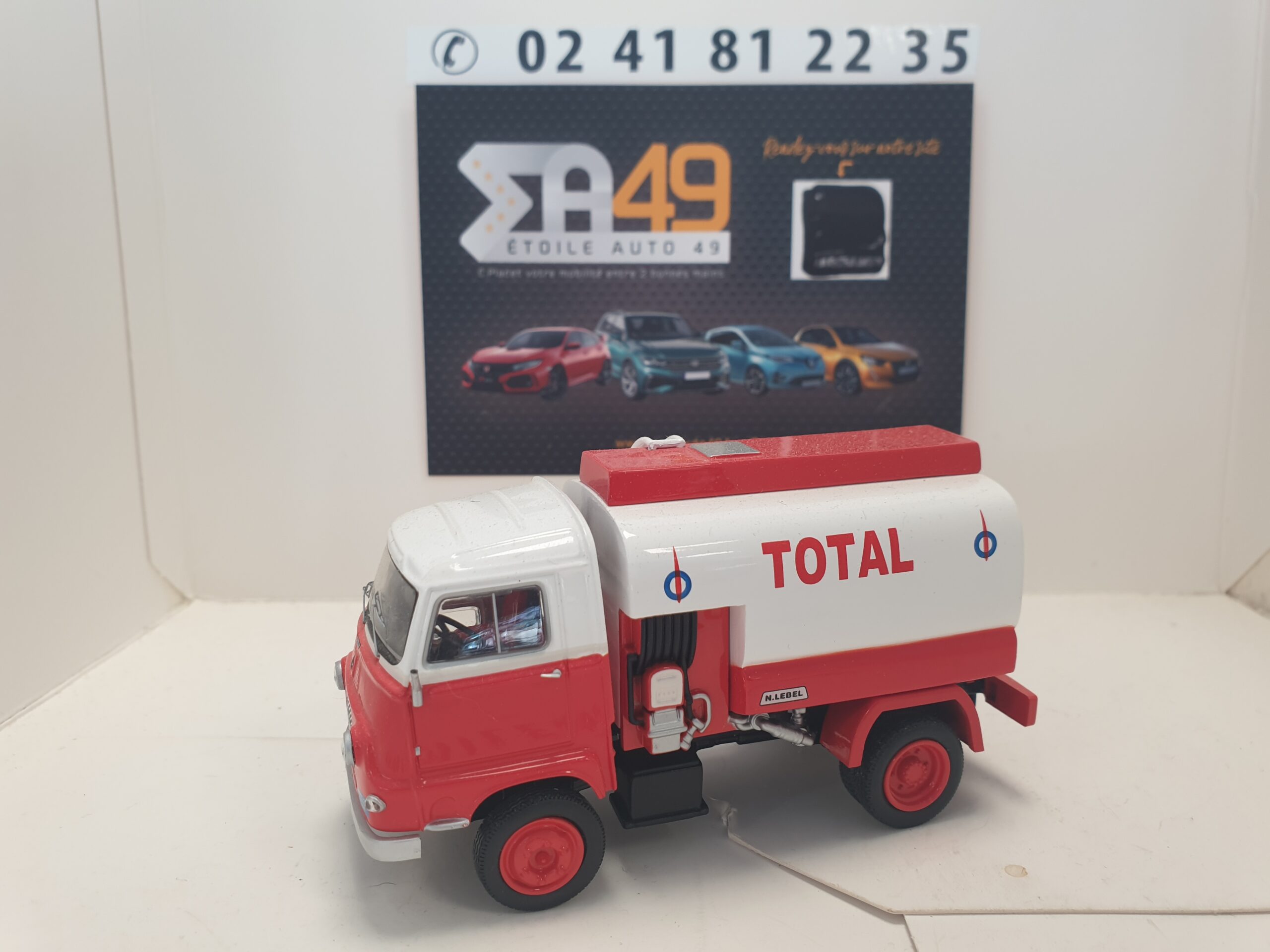 Camion Sinpar ” Total ” 1/43 - Vins Rouges Harmonieux pour Chaque Occasion Camion Sinpar ” Total ” 1/43 - Vins Rouges Harmonieux pour Chaque Occasion