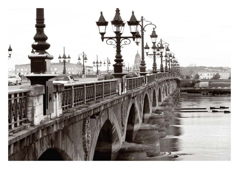 Carte postale – Bordeaux Pont de Pierre - Vins Rouges Harmonieux pour Chaque Occasion Carte postale – Bordeaux Pont de Pierre - Vins Rouges Harmonieux pour Chaque Occasion
