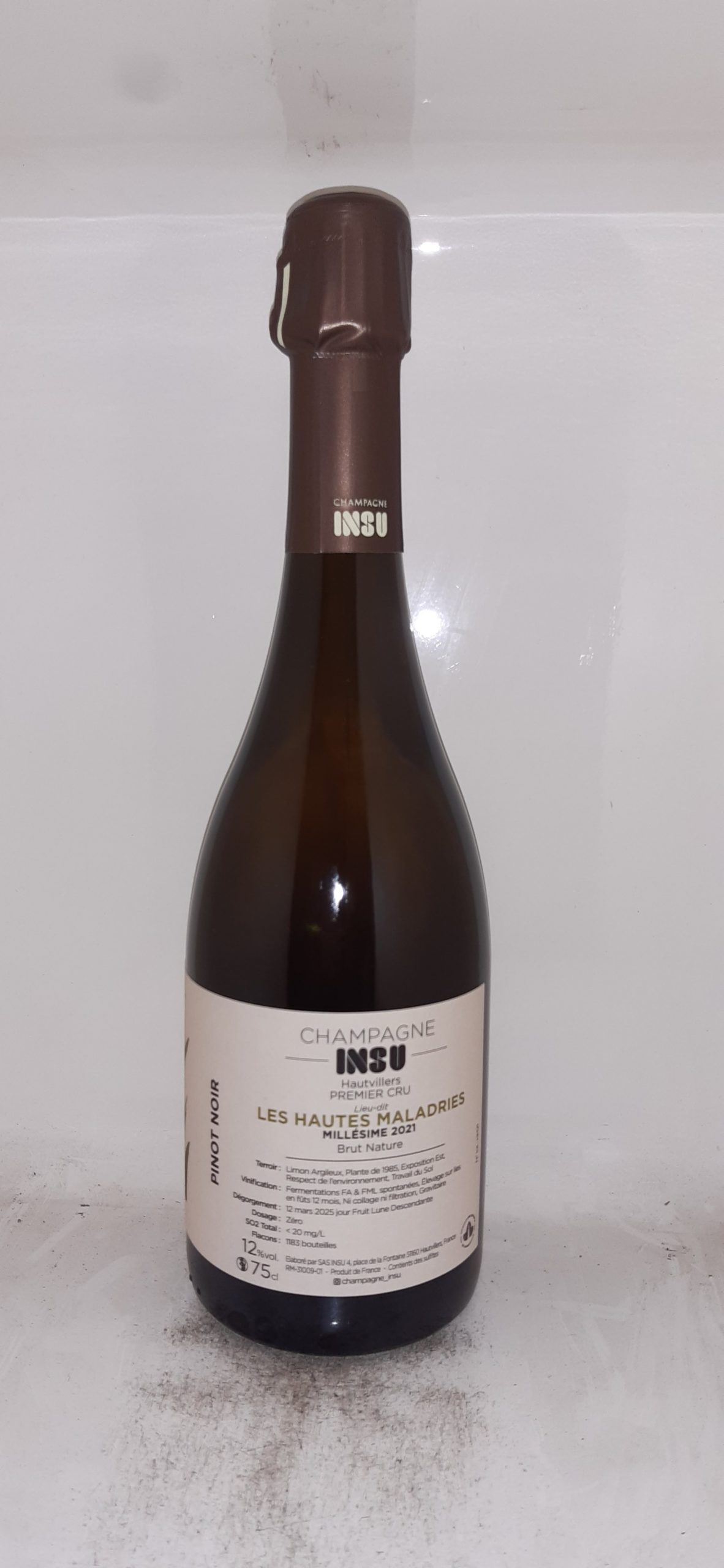 Champagne INSU Les Hautes Maladries 2021 Blanc de Noirs Brut Nature 1er Cru - Vins Rouges Harmonieux pour Chaque Occasion Champagne INSU Les Hautes Maladries 2021 Blanc de Noirs Brut Nature 1er Cru - Vins Rouges Harmonieux pour Chaque Occasion