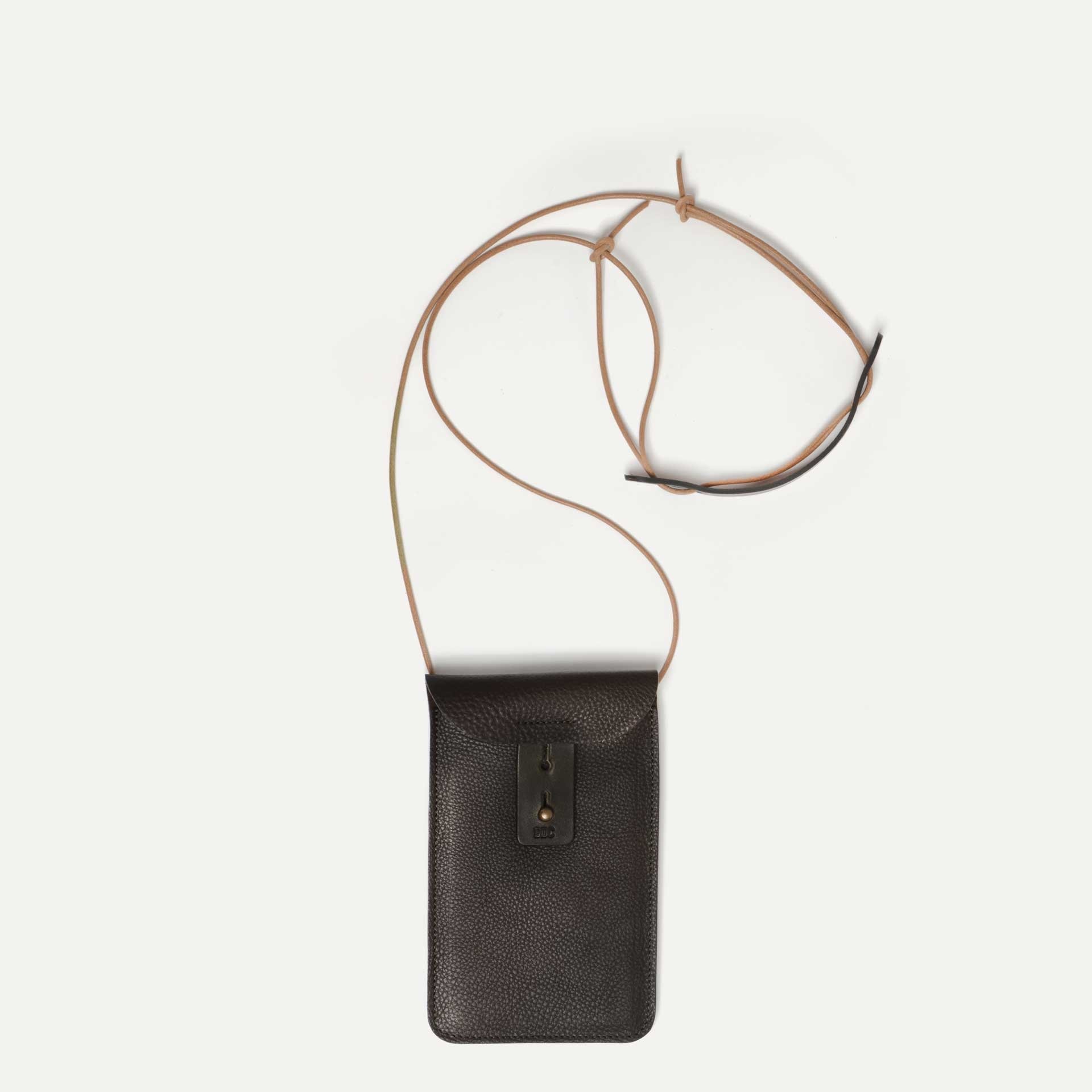 Cartouchière Cartalo – Marron Brun - Vins Rouges Harmonieux pour Chaque Occasion Cartouchière Cartalo – Marron Brun - Vins Rouges Harmonieux pour Chaque Occasion