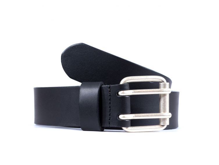 Ceinture homme en cuir noir double perforation 4007 N 120 cm - Vins Rouges Harmonieux pour Chaque Occasion Ceinture homme en cuir noir double perforation 4007 N 120 cm - Vins Rouges Harmonieux pour Chaque Occasion