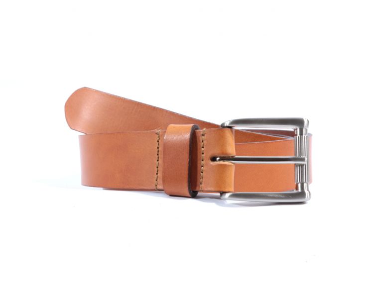 Ceinture cuir marron Gold, boucle massive satinée poli 4040 Choisir - Vins Rouges Harmonieux pour Chaque Occasion Ceinture cuir marron Gold, boucle massive satinée poli 4040 Choisir - Vins Rouges Harmonieux pour Chaque Occasion
