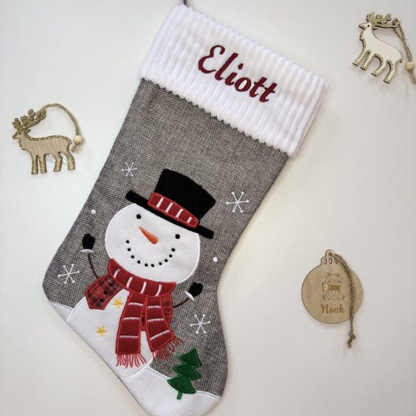 Chaussettes de Noël grise brodée avec Prénom - Vins Rouges Harmonieux pour Chaque Occasion