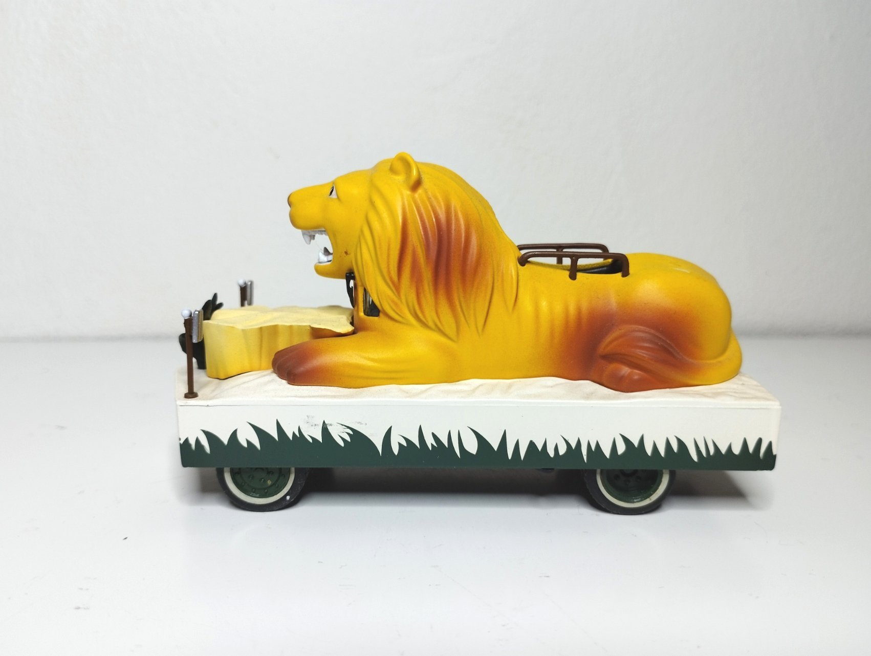 Char Lion Pinder - Vins Rouges Harmonieux pour Chaque Occasion Char Lion Pinder - Vins Rouges Harmonieux pour Chaque Occasion