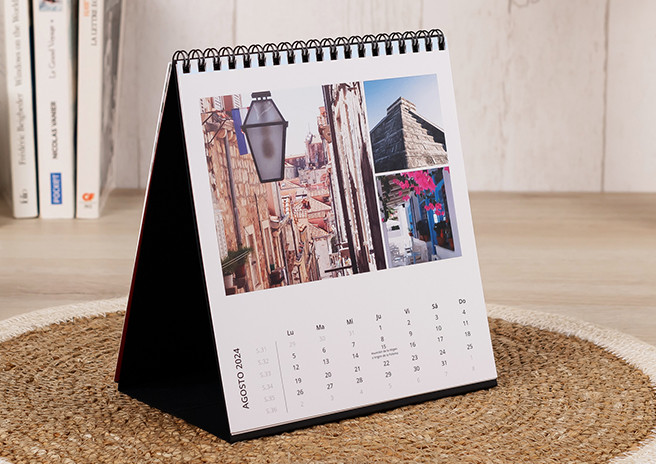 Calendrier de bureau mensuel personnalise - Vins Rouges Harmonieux pour Chaque Occasion Calendrier de bureau mensuel personnalise - Vins Rouges Harmonieux pour Chaque Occasion