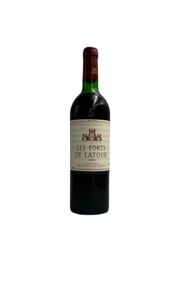Chateau Les Forts De Latour Rouge 1976 – (Bordeaux – Pauillac) - Vins Rouges Harmonieux pour Chaque Occasion